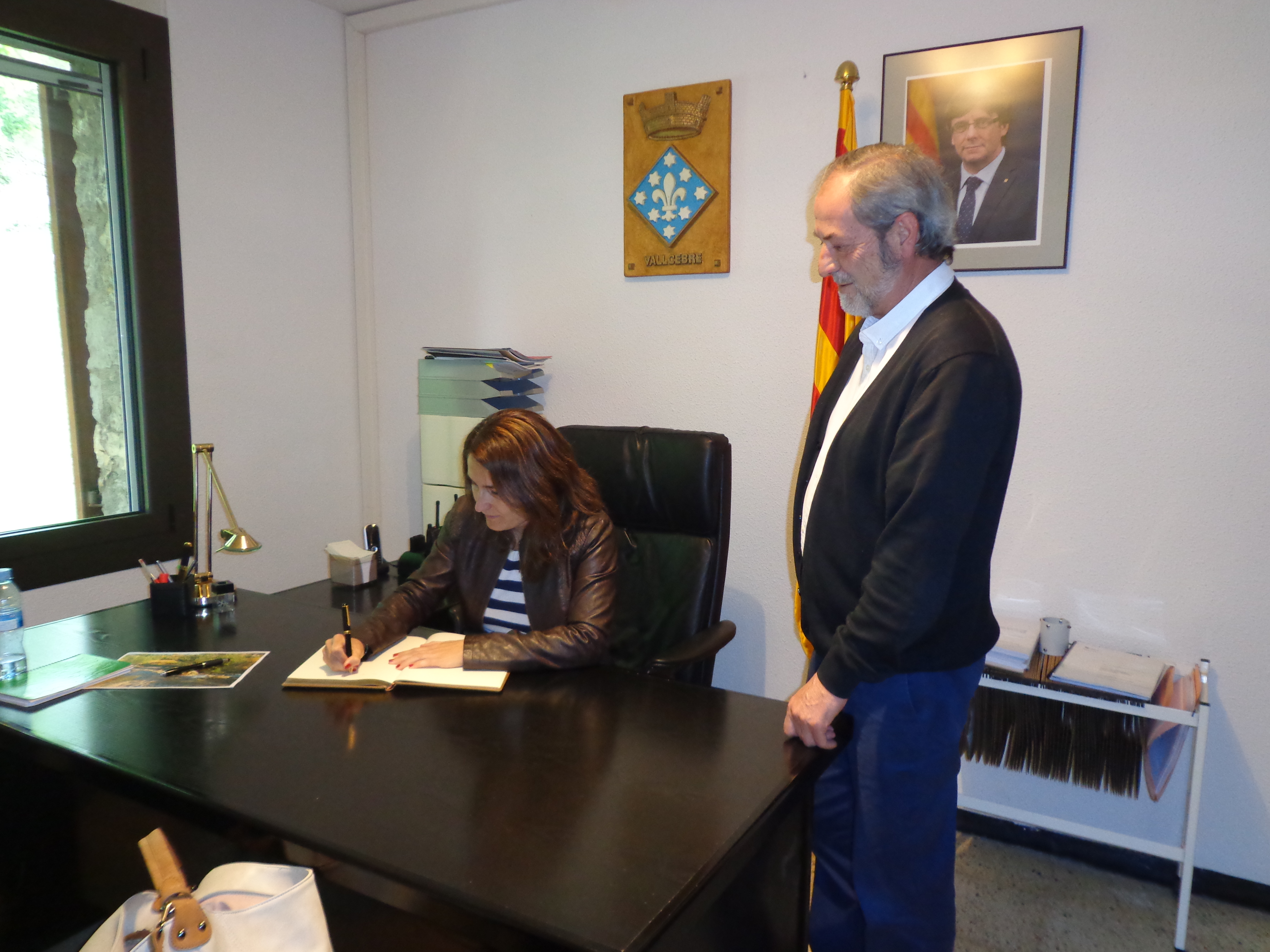 La delegada, Laura Vilagrà, fa una visita institucional a l'Ajuntament de Vallcebre