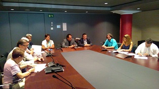 El director general de Relacions Laborals i Qualitat en el Treball, Enric Vinaixa, durant la firma del conveni El director general de Relacions Laborals i Qualitat en el Treball, Enric Vinaixa, durant la firma del conveni