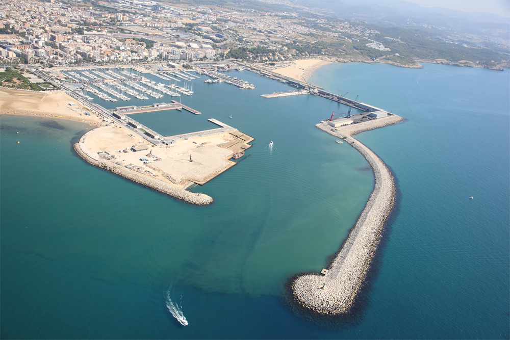 Fotografia aèria del port de Vilanova i la Geltrú


