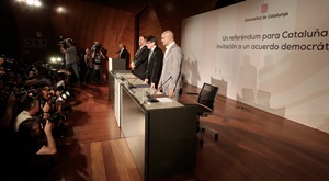 President Puigdemont, with Vice President Junqueras and Minister Romeva. Author: Rubén Moreno President Puigdemont, with Vice President Junqueras and Minister Romeva. Author: Rubén Moreno