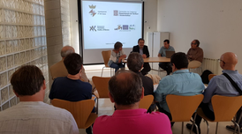 Moment de l'acte de signatura del conveni. Moment de l'acte de signatura del conveni.