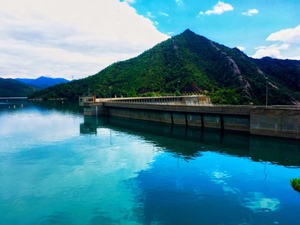 Embassament de la Baells. Embassament de la Baells.