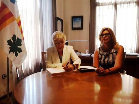 Signatura del Llibre d'Honor Signatura del Llibre d'Honor