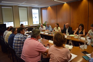 Moment de la trobada de la consellera Meritxell Serret amb el sector per assentar les bases del Pacte Nacional per a la Política Alimentària i de Desenvolupament Rural i Marítim de Catalunya. 