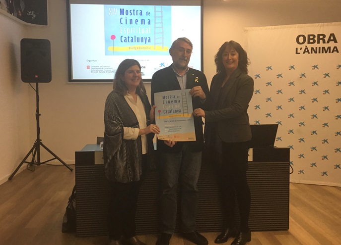 El director general d'Afers Religiosos, Enric Vendrell, amb la directora de CaixaForum Lleida, Maribel Tost, i la directora territorial de Governació, Anna Feliu El director general d'Afers Religiosos, Enric Vendrell, amb la directora de CaixaForum Lleida, Maribel Tost, i la directora territorial de Governació, Anna Feliu