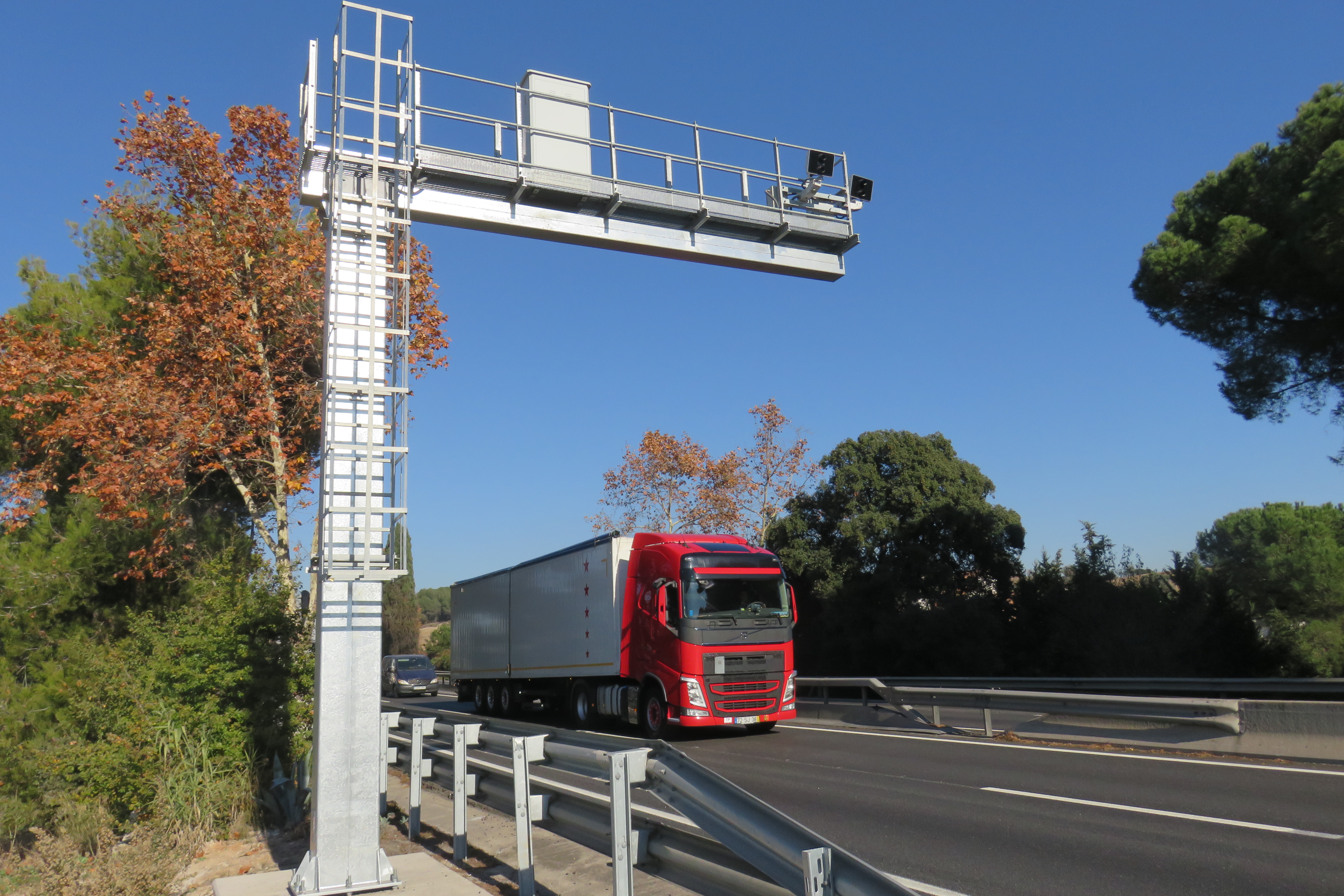 Entren en funcionament dos nous radars de tram a la C-17 a Parets del Vallès (Vallès Oriental) en sentit Barcelona