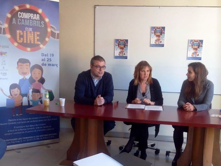 La directora dels Serveis Territorials d'Empresa i Coneixement a Tarragona, Carme Mansilla, durant l'acte de Cambrils