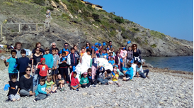 El grup d'alumnes, i membres de l'equip docent participant El grup d'alumnes, i membres de l'equip docent participant