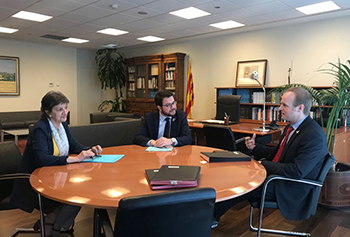 Fotografia de la reunió entre el vicepresident, el SH i la Interventora General