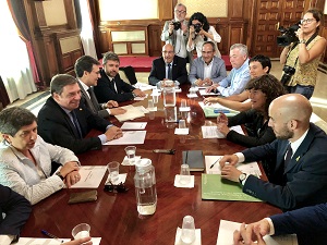 Moment de la trobada avui entre la consellera Jordà, el ministre Planas i representants del sector porcí Moment de la trobada avui entre la consellera Jordà, el ministre Planas i representants del sector porcí