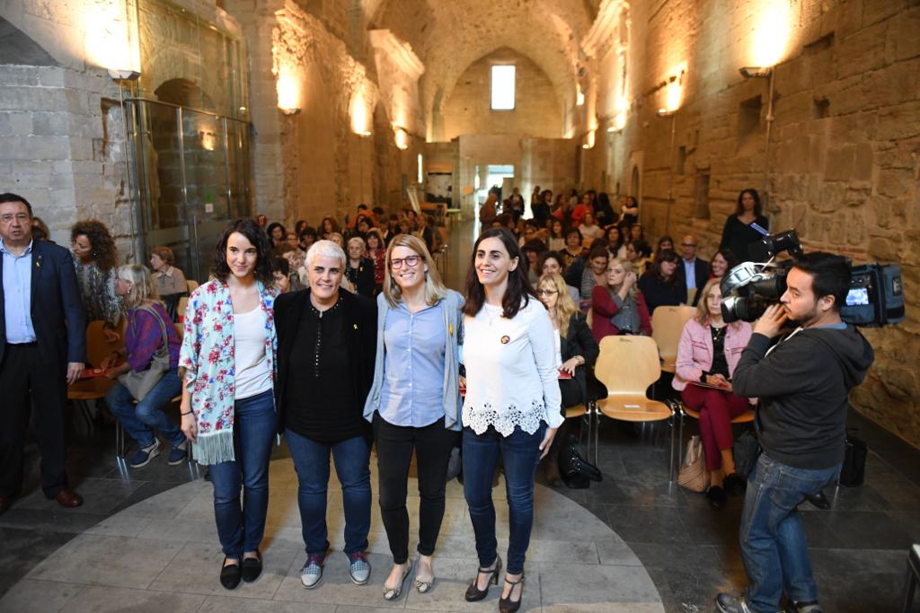  La consellera Artadi presideix el plenari del Consell Nacional de les Dones de Catalunya a Lleida, amb la presidenta de l'ICD Núria Balada. 