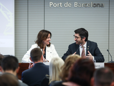 Minister Jordi Puigneró and port president Mercè Conesa today presented the SmartCatalonia Challenge 2019, which will focus on seeking innovative solutions based on advanced digital technologies with the aim of improving operations at the Port of Barcelona