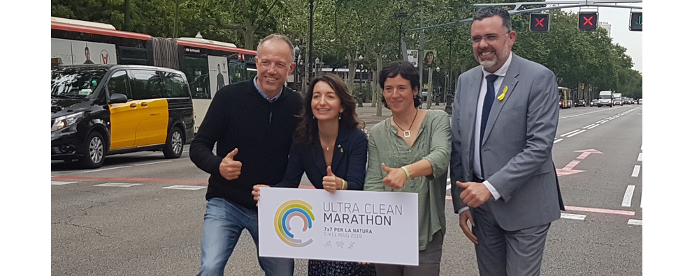 Bosch, Subirà, Carrera i Tost, aquest migdia, després de la presentació.
