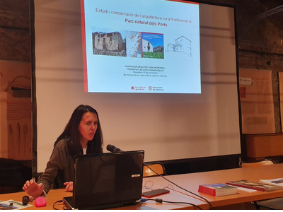 Anna Àvila, del Parc Natural dels Ports, explicant la seva experiència.