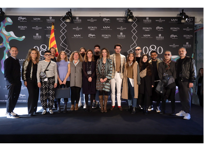 La consellera Chacón, la directora general de Comerç, Muntsa Vilalta, i els dissenyadors d'aquesta edició del 080 Barcelona Fashion. La consellera Chacón, la directora general de Comerç, Muntsa Vilalta, i els dissenyadors d'aquesta edició del 080 Barcelona Fashion.