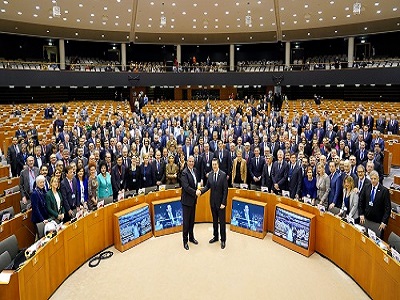 Tots els membres del Comitè de les Regions