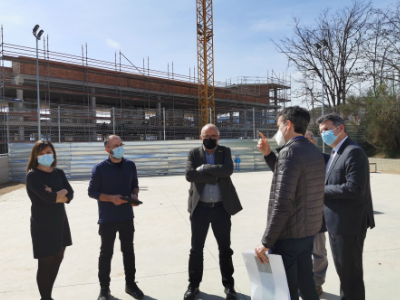 Visita a l'INS Brugulat