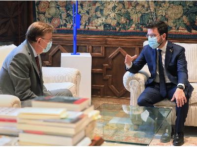 Els presidents Pere Aragonès i Ximo Puig, durant la reunió. Autor: Jordi Bedmar