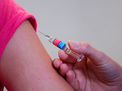 El Govern aprova la modificació del Decret llei de mesures extraordinàries de caràcter social en centres educatius per incorporar les dades de vacunació