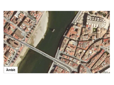 L'antic pont metàl·lic sobre el riu Ebre, a Tortosa.