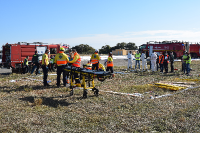 Imatge del simulacre d'accident aeronàutic a l'aeroport de Reus