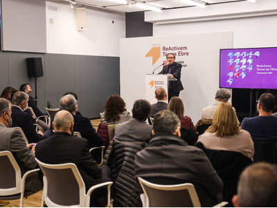 El conseller Giró durant la presentació del Projecte de pressupostos de la Generalitat davant els agents econòmics i socials de les Terres de l'Ebre