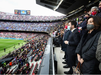 El president de la Generalitat al Camp Nou (foto: Jordi Bedmar)
