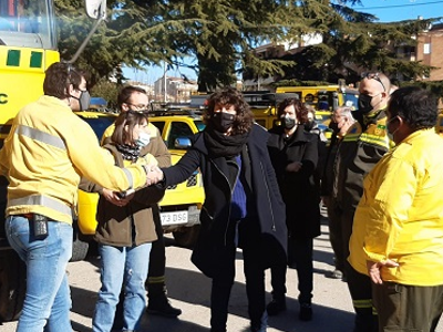 La consellera Teresa Jordà amb membres de les ADFs a l'Espluga de Francolí