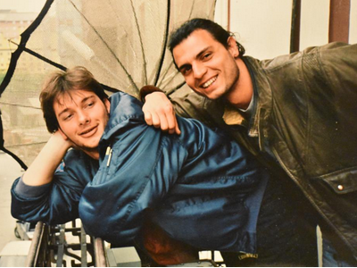 D'esquerra a dreta, el delegat Eric Hauck i el fotoperiodista Jordi Pujol Fuentes, en una imatge d'arxiu a Sarajevo el 1992. / FOTO: David Brauchli