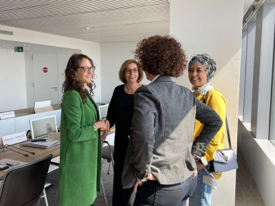 La consellera d'Igualtat i Feminismes, Tània Verge Mestre, es reuneix amb representants d'Actiris, l'oficina regional d'ocupació de Brussel·les.