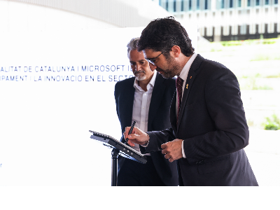 Signatura de l'acord de col·laboració entre la Vicepresidènca i Microsoft