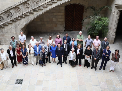 El president Aragonès amb les persones reconegudes l'acte del Dia Mundial del Donant de Sang (autor: Jordi Bedmar)