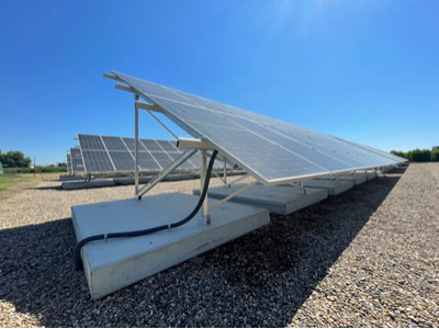 Detall d'un dels panells fotovoltaics. 