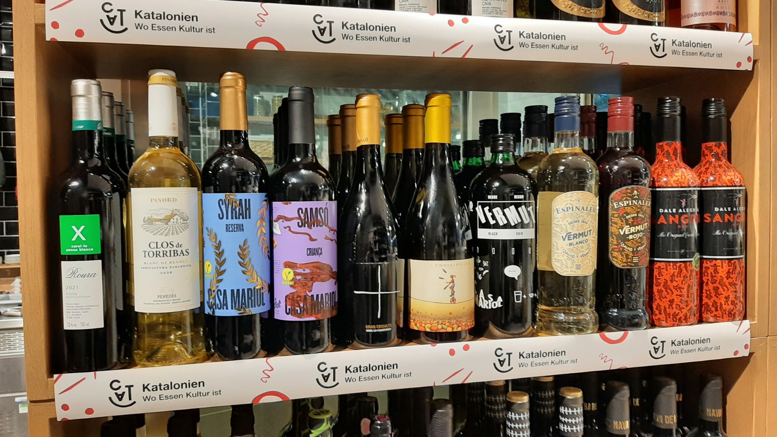 A les estanteries d'El Colmado els consumidors alemanys podran adquirir una desena de vins i caves catalans, de diverses denominacions d'origen