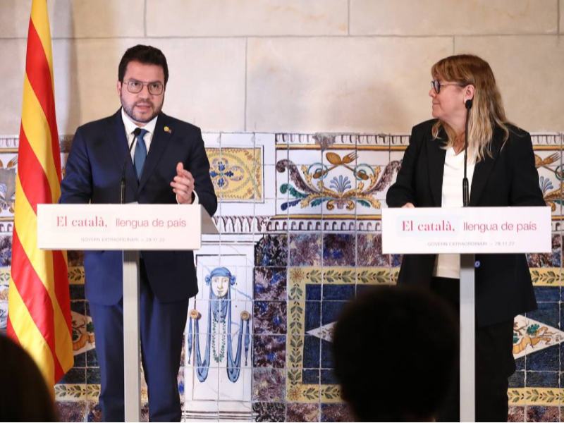 El president Aragonès i la consellera Garriga en el transcurs de la seva compareixença.