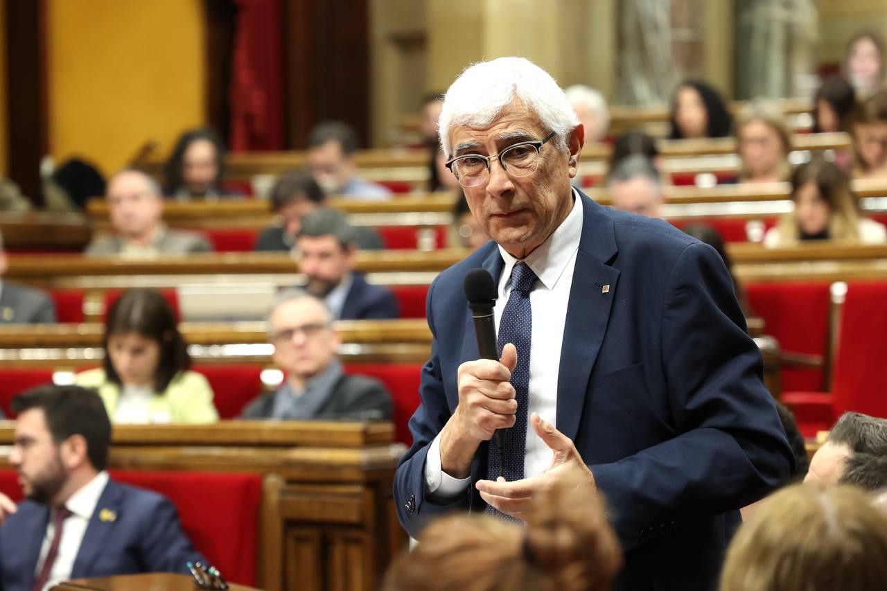 El conseller de Salut, Manel Balcells, en la seva intervenció al Parlament.