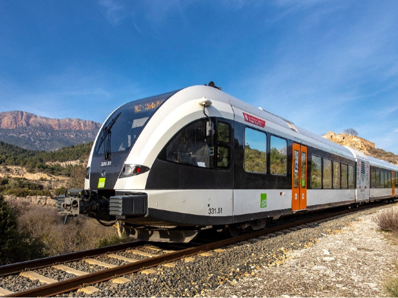 Una imatge del tren de la línia Lleida- La Pobla   
