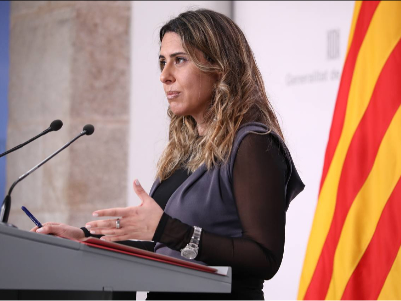 Més de la meitat de les 100 mesures del Govern per fomentar el català estan en execució avançada