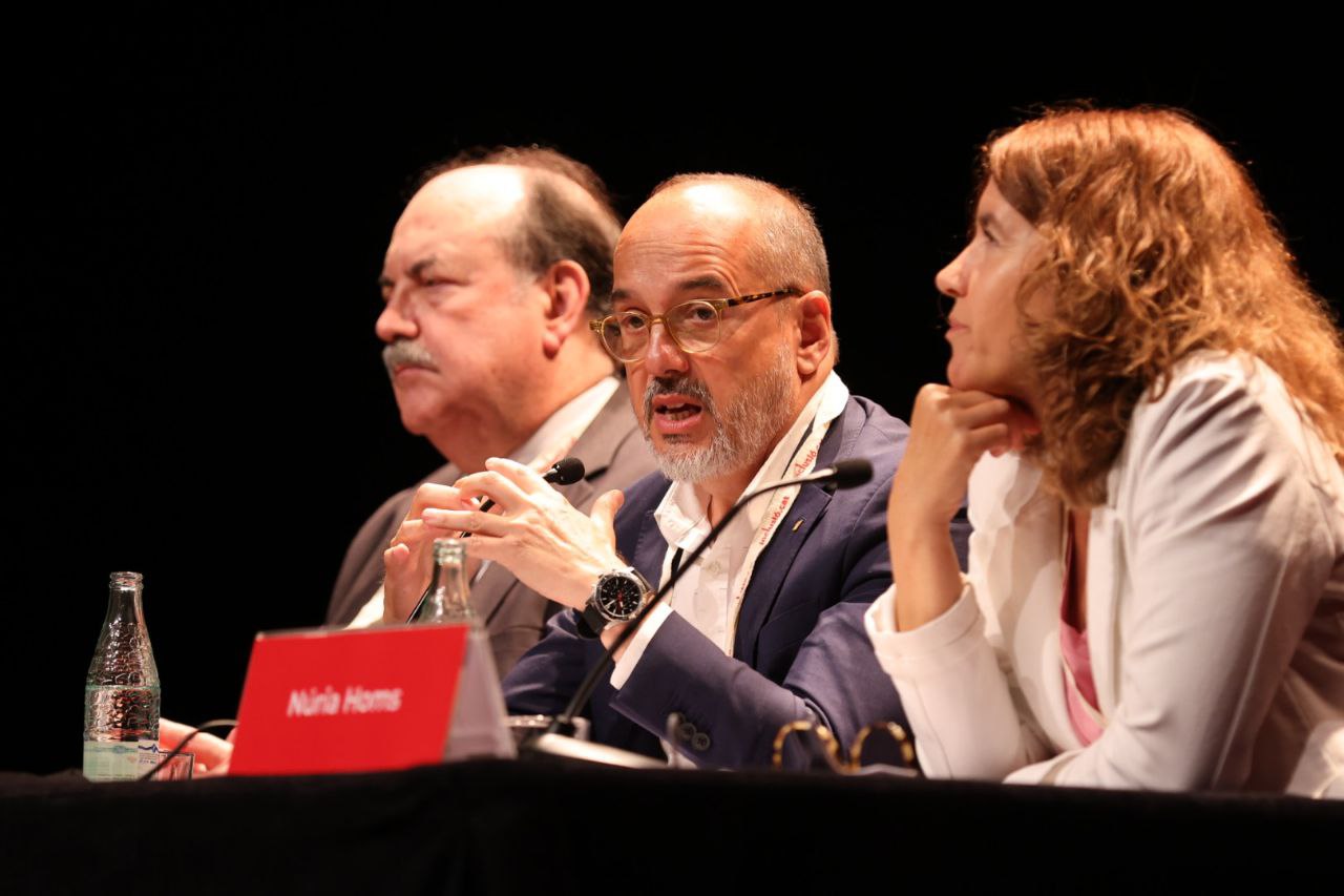 Imatge del conseller de Drets Socials, Carles Campuzano, durant la inauguració del congrés 'Inclusió.cat'
