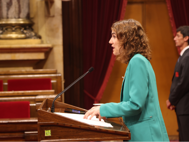 La consellera de Justícia, Drets i Memòria, Gemma Ubasart, defensa en el Parlament la Proposta de Llei d'actualització i modificació de determinats articles del Codi civil de Catalunya.