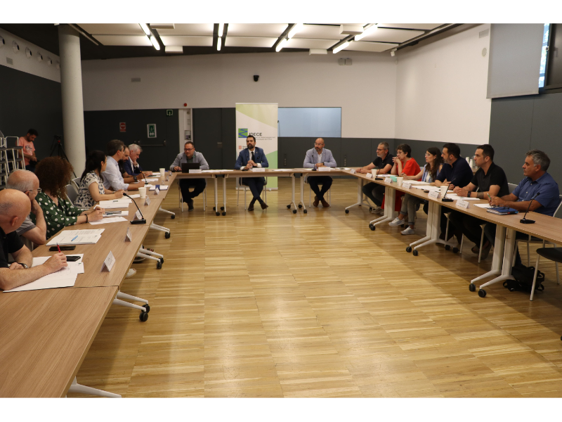 El conseller d'Empresa i Treball, Roger Torrent i Ramió, president el Consell Rector de l'IDECE, dijous passat a Tortosa. 