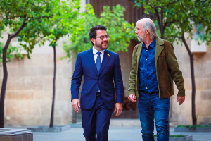 El president Aragonès i Marten Scheffer abans de l'acte (foto: Jordi Bedmar)