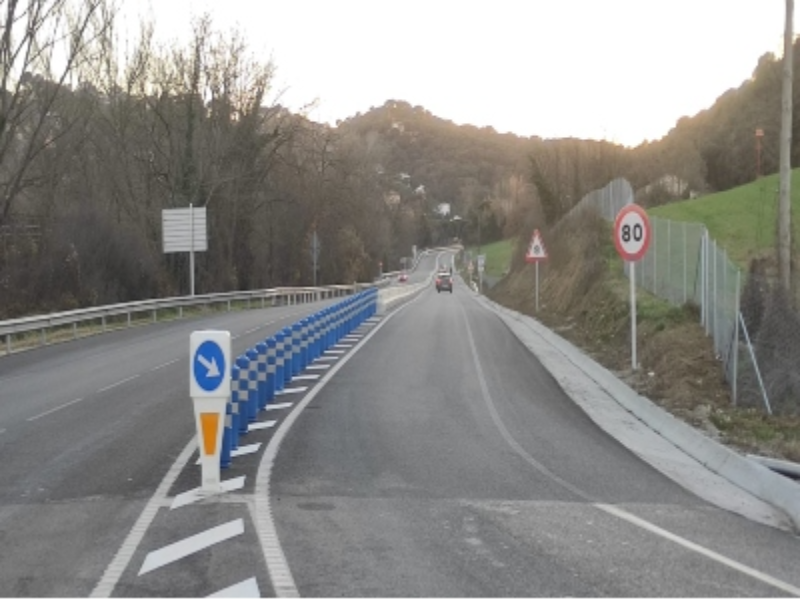 Imagen del artículo Territori inicia obres per implantar un nou tram 2+1 i una via ciclista a la C-35 entre Sant Celoni i Riells i Viabrea