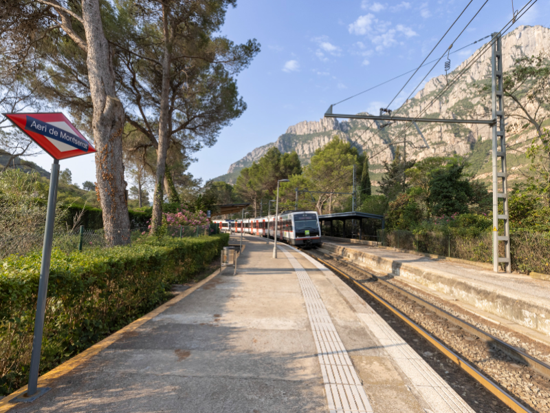 Imagen del artículo Ferrocarrils duu a terme treballs de millora a la via entre Manresa i Olesa de Montserrat, a la línia Llobregat-Anoia