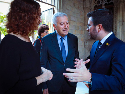 El president i la consellera amb Josep Maria Vallès (fotografia: Jordi Bedmar)