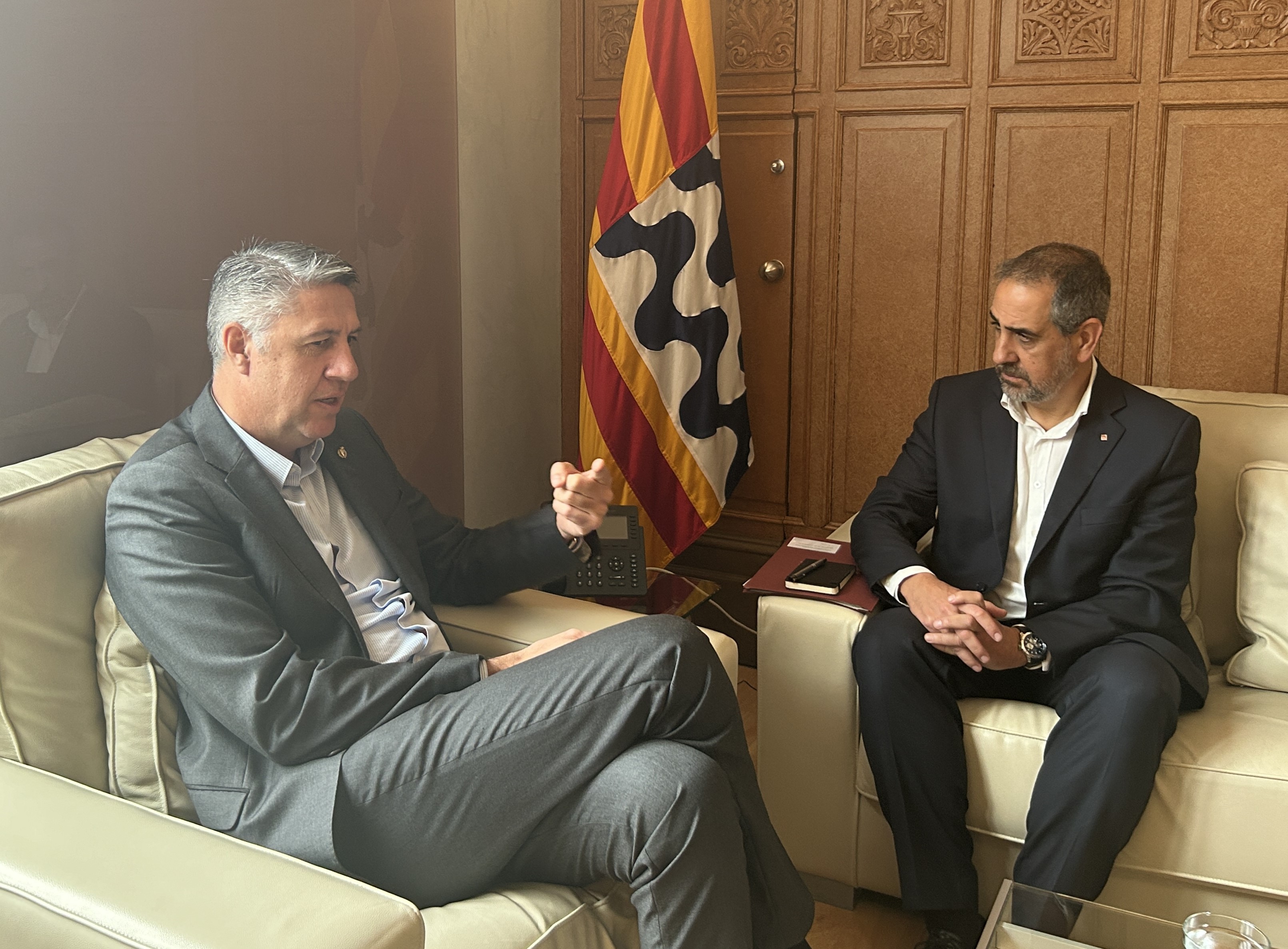 El delegat Joan Borràs es reuneix amb l'alcalde de Badalona, Xavier García Albiol