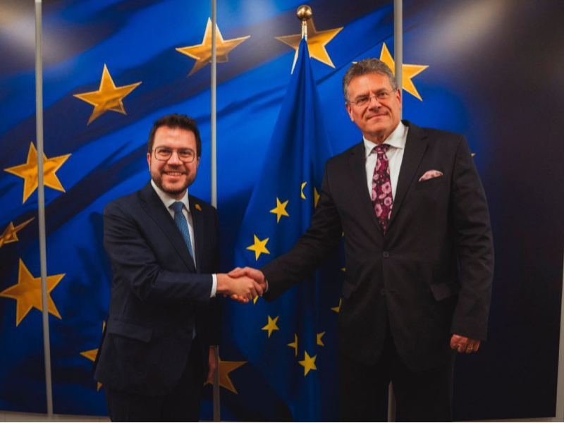 El president Aragonès amb el comissari europeu 
