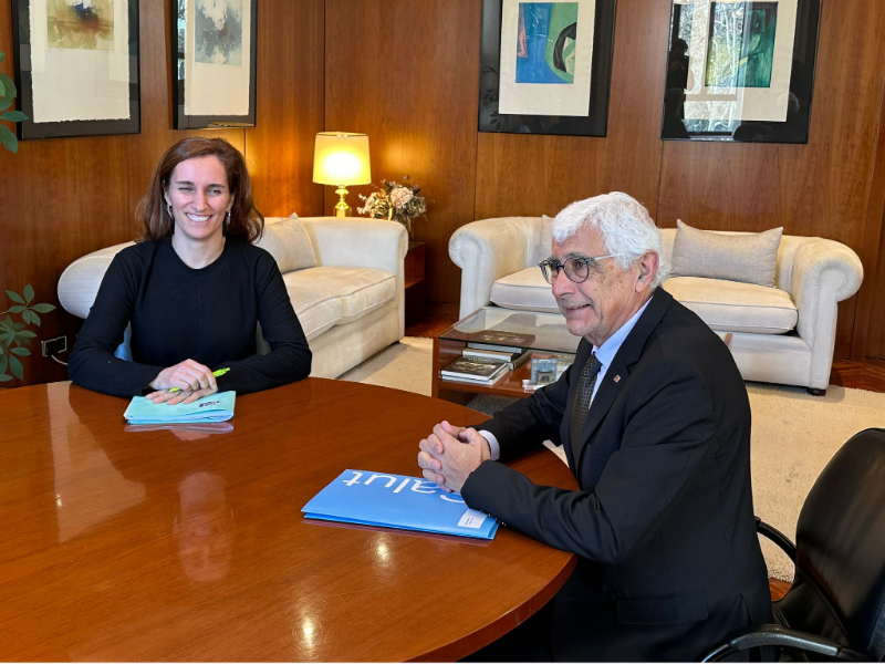 El conseller de Salut, Manel Balcells, durant la reunió bilateral amb la ministra de Sanitat, Mónica García, a Madrid.