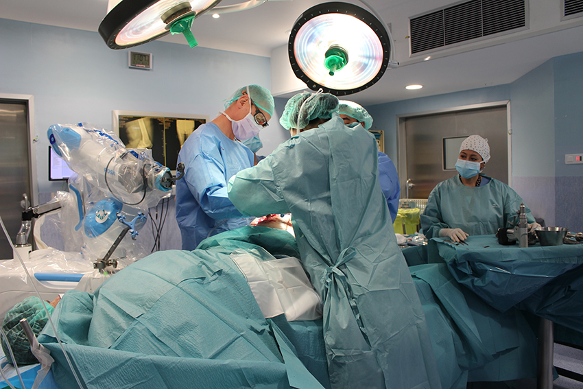 Imagen del artículo L'activitat quirúrgica dels hospitals de la Regió Sanitària Girona assoleix xifres rècord durant el 2023