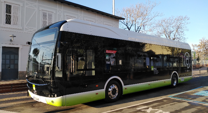 Imagen del artículo La línia de bus que connecta Esparreguera i l'estació de Ferrocarrils d'Olesa de Montserrat bat el rècord de demanda